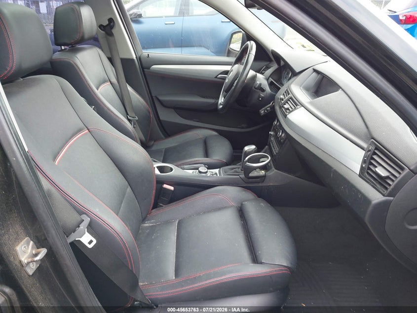2014 BMW X1 VIN WBAVM5C5XEVV92576 IAAI salvage auction — NORMAL WEAR, Clear (New Jersey), sold $1,250 on 2026-07-27 (photo 5)