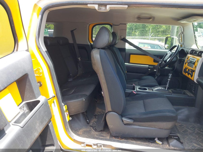 2007 Toyota Fj cruiser VIN JTEZU11F870002573 IAAI salvage auction — UNKNOWN, Clear (Mississippi), sold $25 on 2026-07-24 (photo 8)