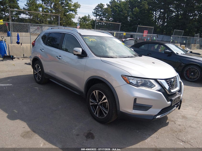 2020 Nissan Rogue VIN JN8AT2MV1LW137306 IAAI salvage auction — FRONT & REAR, Salvage Title, sold $3,600 on 2026-08-01 (photo 1)