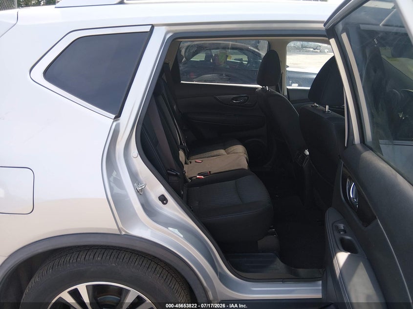 2020 Nissan Rogue VIN JN8AT2MV1LW137306 IAAI salvage auction — FRONT & REAR, Salvage Title, sold $3,600 on 2026-08-01 (photo 8)