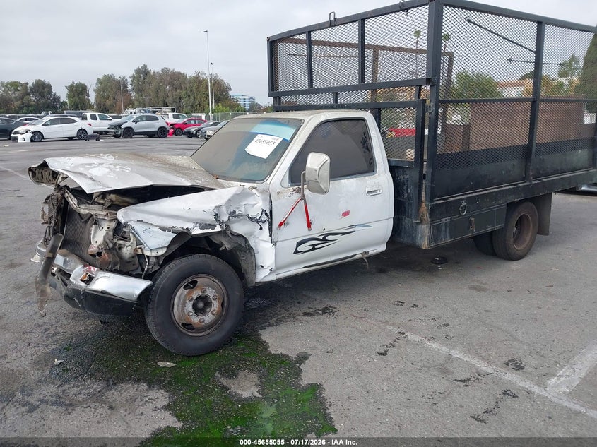 1991 Toyota Pickup VIN JT5VN94T4M0023220 IAAI salvage auction — LEFT FRONT, Salvage (California), sold $350 on 2026-08-01 (photo 2)