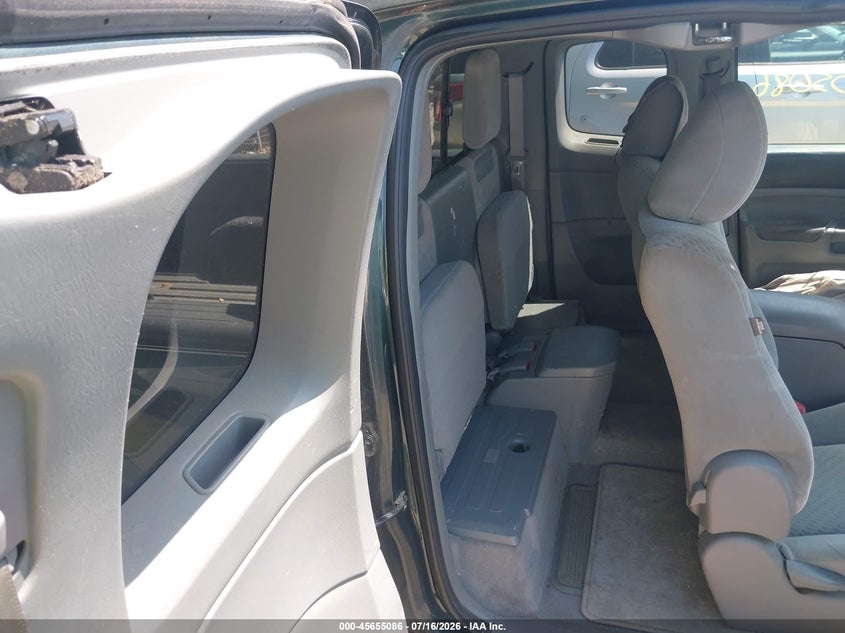 2009 Toyota Tacoma VIN 5TETX22N79Z646677 IAAI salvage auction — NORMAL WEAR, Clear (Indiana), sold $4,100 on 2026-07-29 (photo 8)