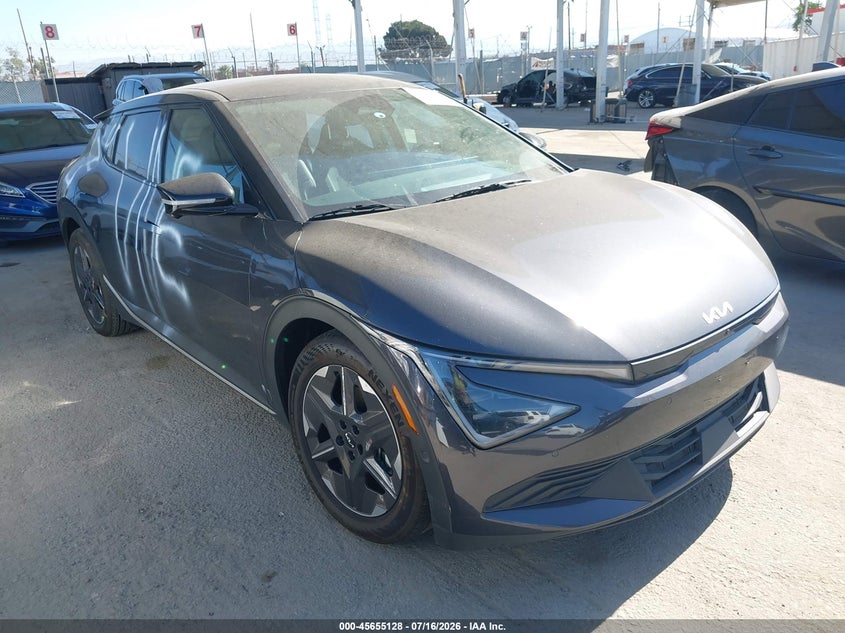 2025 Kia Ev6 VIN 5XYC34JA7SG010833 — IAAI salvage auction photo