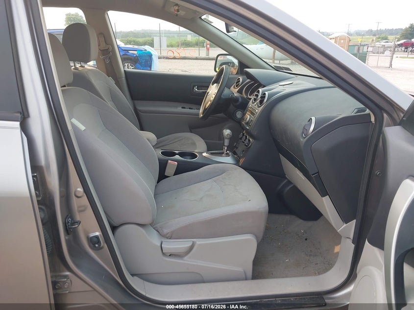 2011 Nissan Rogue sport VIN JN8AS5MVXBW687493 IAAI salvage auction — NORMAL WEAR, Clear (Pennsylvania), sold $50 on 2026-07-22 (photo 5)