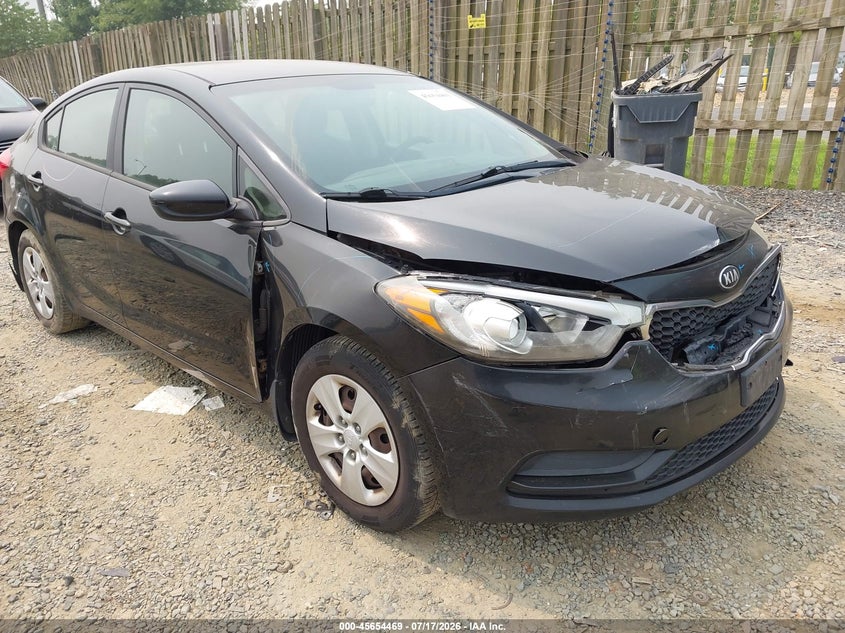 2014 Kia Forte VIN KNAFK4A60E5139499 IAAI salvage auction — FRONT END, Clear (Virginia), sold $675 on 2026-07-30 (photo 1)