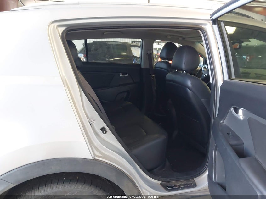 2011 Kia Sportage VIN KNDPCCA6XB7151223 IAAI salvage auction — NORMAL WEAR, Clear (Colorado), sold $350 on 2026-07-29 (photo 8)