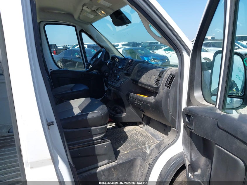 2025 Ram Promaster city VIN 3C6MRVJG6SE517921 IAAI salvage auction — RIGHT REAR, Enterprise Vehicles Clear Only (Texas), sold $12,400 on 2026-07-28 (photo 5)
