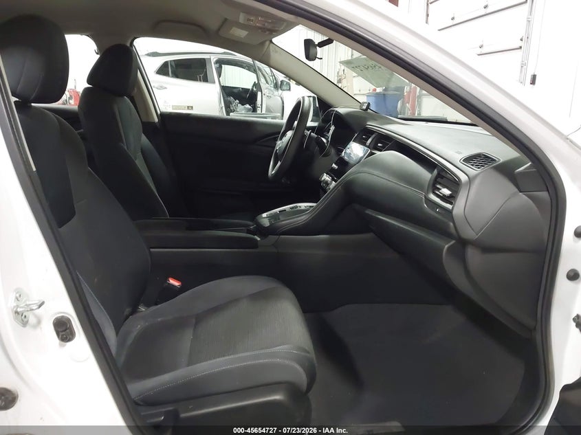 2022 Honda Insight VIN 19XZE4F55NE016163 IAAI salvage auction — FRONT END, Salvage (Iowa), sold $8,200 on 2026-08-20 (photo 5)