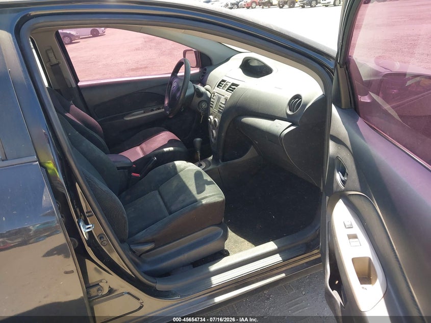 2009 Toyota Yaris VIN JTDBT903391332018 IAAI salvage auction — NORMAL WEAR, Clear - Dealer Only (California), sold $1,200 on 2026-07-29 (photo 5)