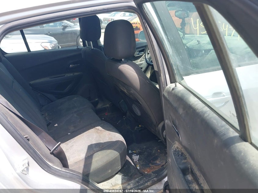 2018 Chevrolet Trax VIN KL7CJKSB2JB612384 IAAI salvage auction — NORMAL WEAR, Clear (Indiana), sold $475 on 2026-07-29 (photo 8)