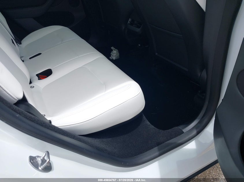 2023 Tesla Model y VIN 7SAYGDEF2PF705061 IAAI salvage auction — FRONT END, Salvage Title, sold $12,500 on 2026-08-27 (photo 8)