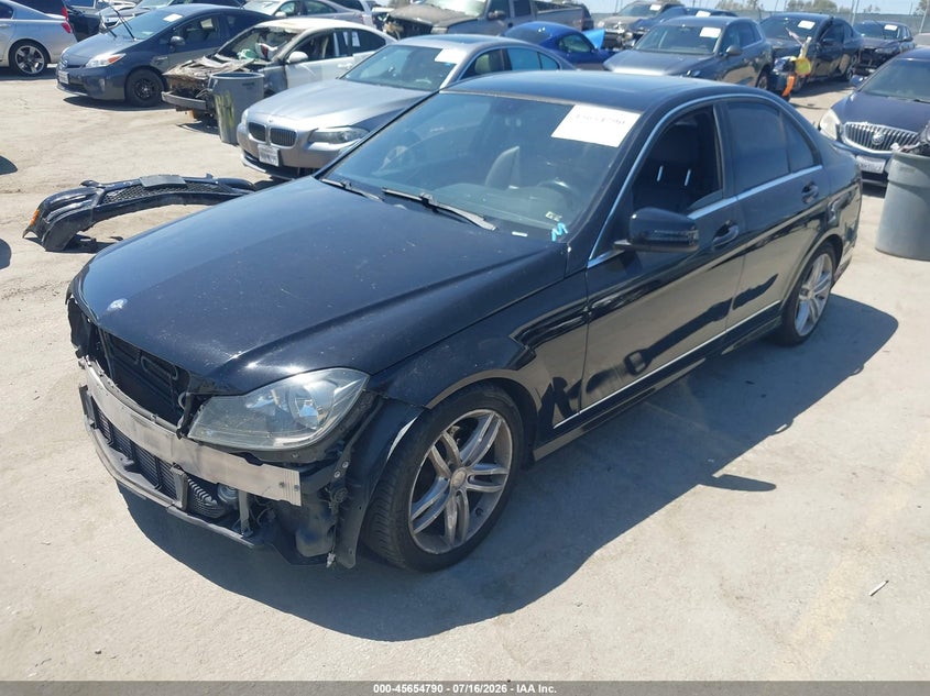2013 Mercedes-benz C-klasse VIN WDDGF4HB3DR287030 IAAI salvage auction — FRONT END, Salvage (Arizona), sold $1,150 on 2026-07-29 (photo 2)
