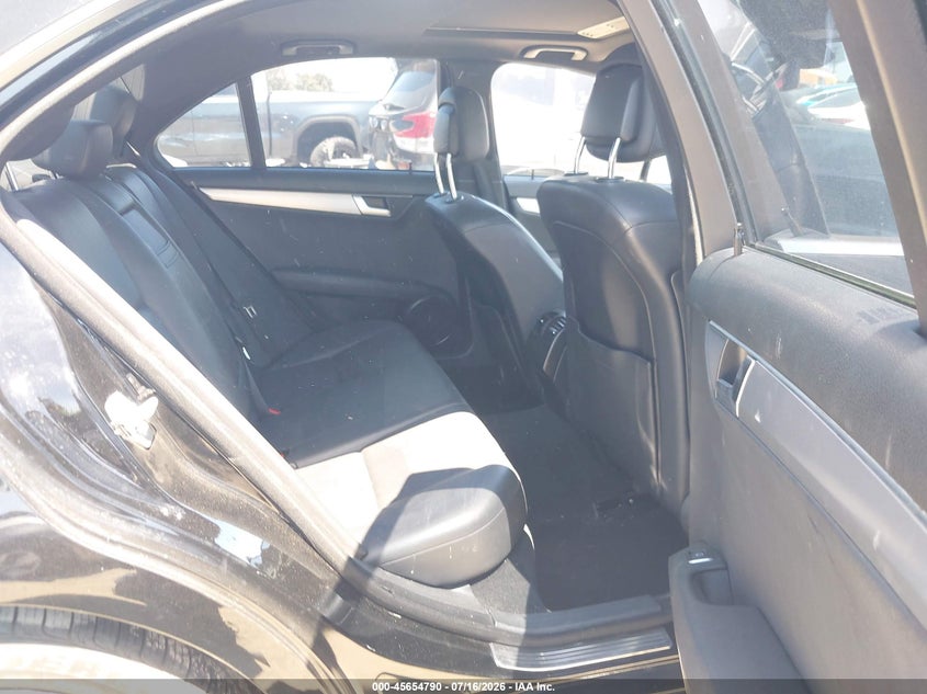 2013 Mercedes-benz C-klasse VIN WDDGF4HB3DR287030 IAAI salvage auction — FRONT END, Salvage (Arizona), sold $1,150 on 2026-07-29 (photo 8)