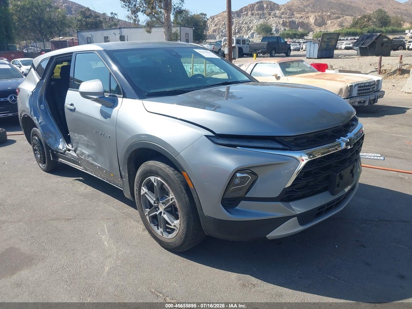 2025 Chevrolet Blazer VIN 3GNKBCR45SS101810 — IAAI salvage auction photo