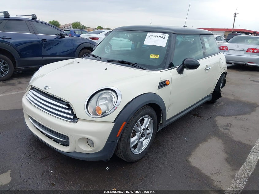 2013 Mini Hard top VIN WMWSU3C58DT373410 IAAI salvage auction — LEFT REAR, Salvage Title, sold $350 on 2026-08-11 (photo 2)