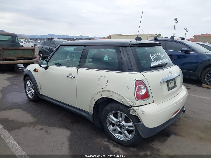 2013 Mini Hard top VIN WMWSU3C58DT373410 IAAI salvage auction — LEFT REAR, Salvage Title, sold $350 on 2026-08-11 (photo 6)