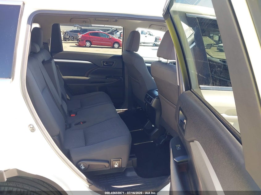 2016 Toyota Highlander VIN 5TDZARFH8GS021756 IAAI salvage auction — FRONT END, Salvage (California), sold $6,975 on 2026-08-01 (photo 8)