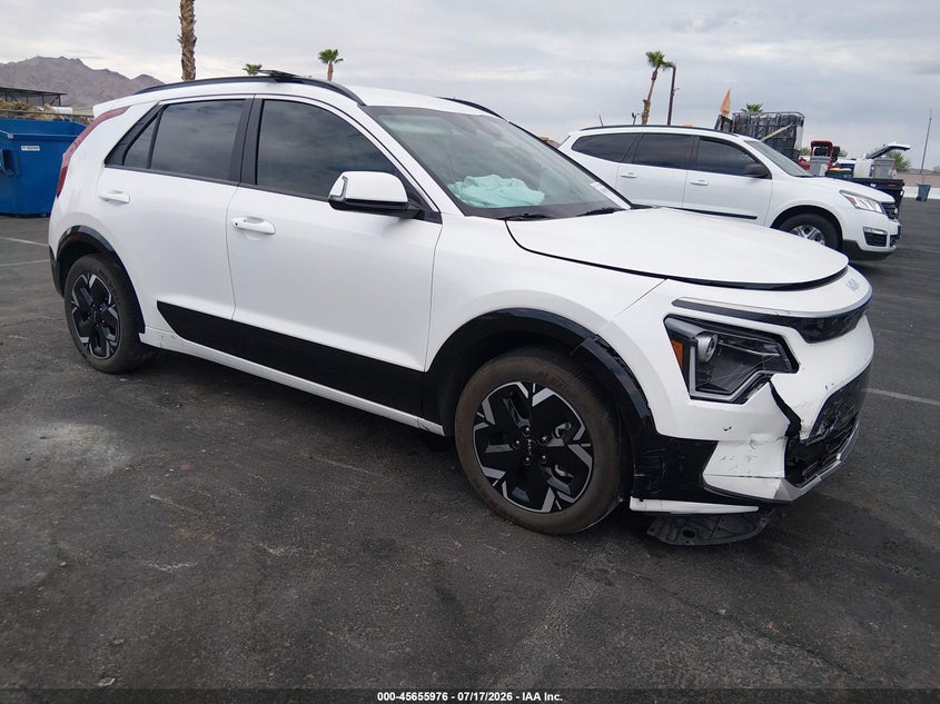 2024 Kia Niro VIN KNDCR3L15R5089752 — IAAI salvage auction photo