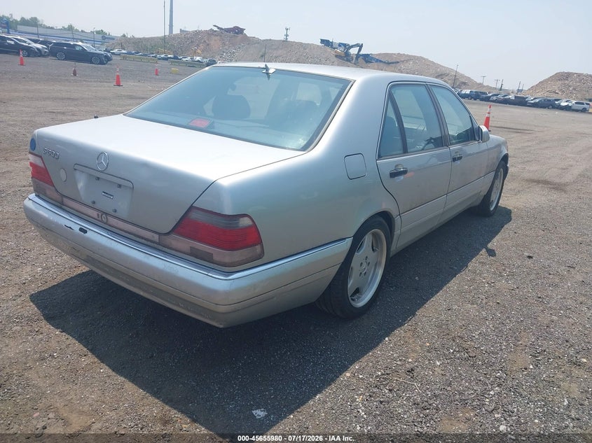 1997 Mercedes-benz S class VIN WDBGA51G5VA350499 IAAI salvage auction — NORMAL WEAR, Clear (New York), sold $1,800 on 2026-07-28 (photo 4)
