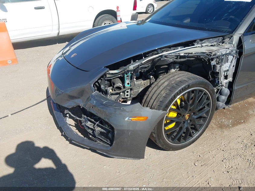 2018 Porsche Panamera VIN WP0CF2A75JL195886 IAAI salvage auction — LEFT FRONT, Salvage (California), sold $29,900 on 2026-08-17 (photo 6)