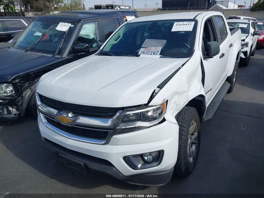 2020 Chevrolet Colorado VIN 1GCGSBEA0L1105433 IAAI salvage auction — LEFT FRONT, Salvage Title, sold $5,200 on 2026-08-29 (photo 2)