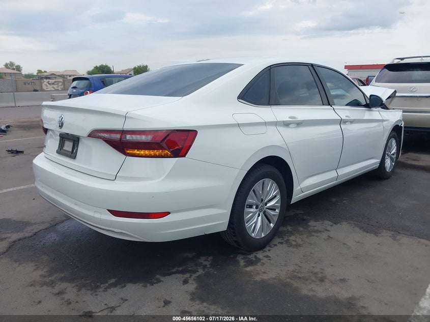 2019 Volkswagen Jetta VIN 3VWN57BUXKM064107 IAAI salvage auction — RIGHT FRONT, Salvage Title, sold $2,050 on 2026-07-31 (photo 4)