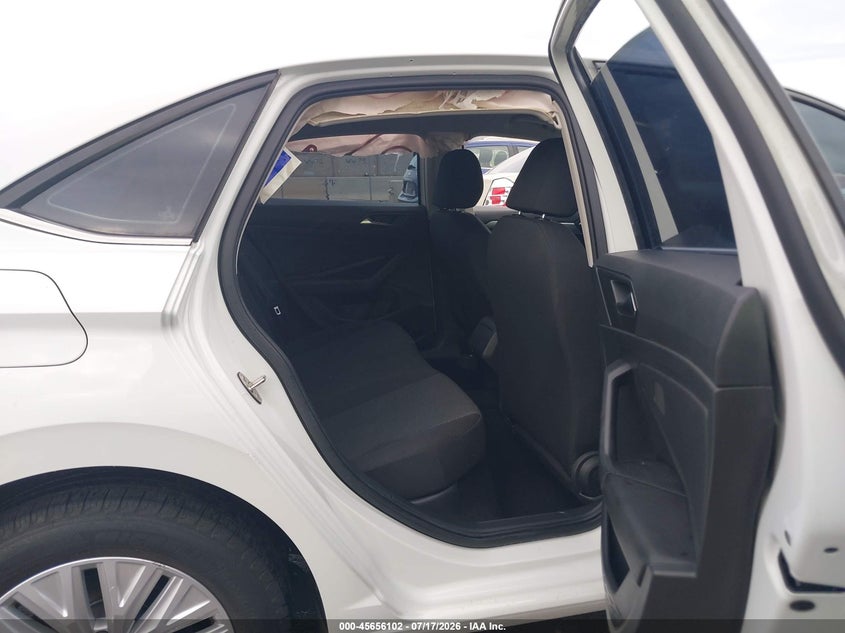 2019 Volkswagen Jetta VIN 3VWN57BUXKM064107 IAAI salvage auction — RIGHT FRONT, Salvage Title, sold $2,050 on 2026-07-31 (photo 8)