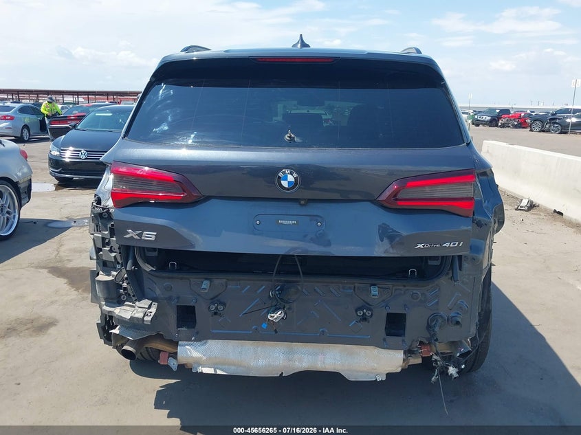 2020 BMW X5 VIN 5UXCR6C00L9C72597 IAAI salvage auction — REAR END, Salvage Title, sold $23,300 on 2026-08-03 (photo 6)