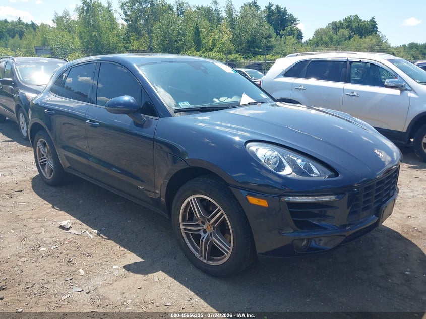 2018 Porsche Macan VIN WP1AA2A56JLB07253 — IAAI salvage auction photo