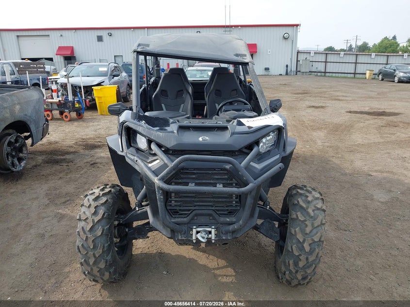 2023 Can-am/ brp Commander VIN 3JBACAX48PE002125 IAAI salvage auction — ROLLOVER, Bill Of Sale (Washington), sold $5,850 on 2026-08-25 (photo 5)