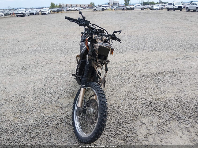 2018 Suzuki Dr VIN JS1SP46A3J2101352 IAAI salvage auction — EXTERIOR BURN, Salvage (Oregon), sold $150 on 2026-09-21 (photo 5)