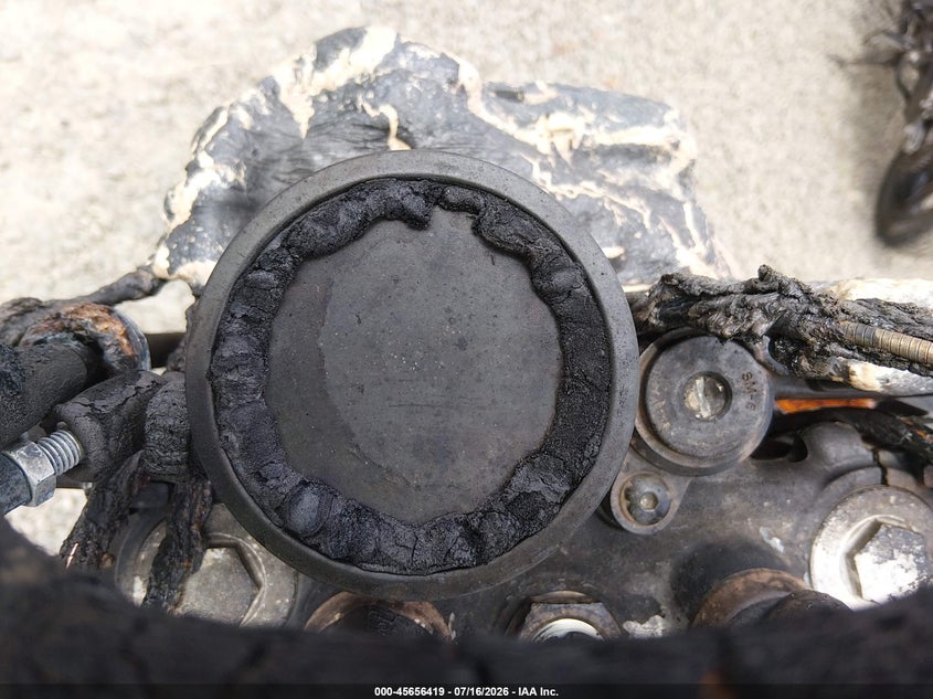 2018 Suzuki Dr VIN JS1SP46A3J2101352 IAAI salvage auction — EXTERIOR BURN, Salvage (Oregon), sold $150 on 2026-09-21 (photo 7)