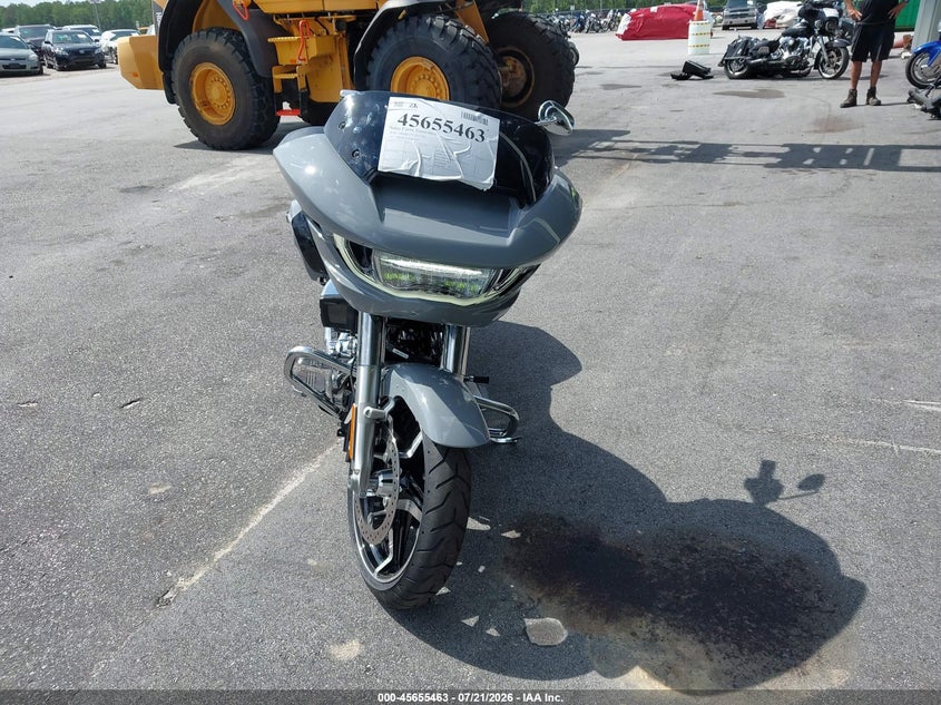 2026 Harley-davidson Road glide VIN 1HD1KH718TB622817 IAAI salvage auction — ROLLOVER, Salvage (South Carolina), sold $12,200 on 2026-08-19 (photo 5)