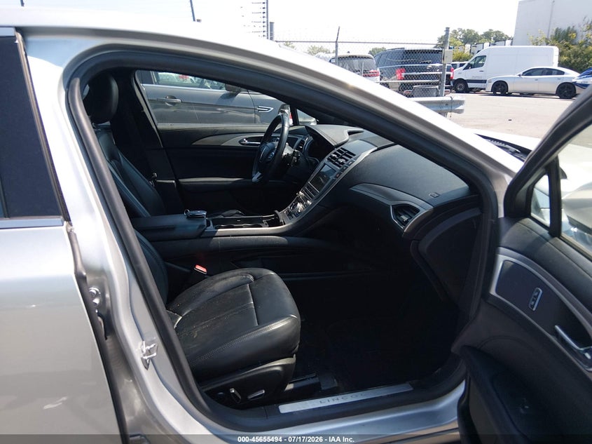 2018 Lincoln Mkz VIN 3LN6L5B94JR620955 IAAI salvage auction — NORMAL WEAR, Clear-Dealer Only (North Carolina), sold $5,325 on 2026-08-01 (photo 5)
