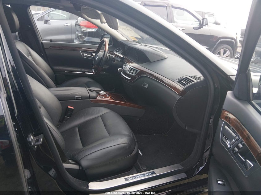 2013 Mercedes-benz S-klasse VIN WDDNG9EB0DA496634 IAAI salvage auction — NORMAL WEAR, Clear-Dealer Only (West Virginia), sold $550 on 2026-07-30 (photo 5)