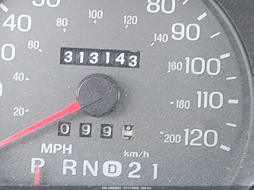 2002 Mercury Grand marquis VIN 2MEFM75W02X654374 IAAI salvage auction — NORMAL WEAR, Clear (Illinois), sold $325 on 2026-07-22 (photo 7)