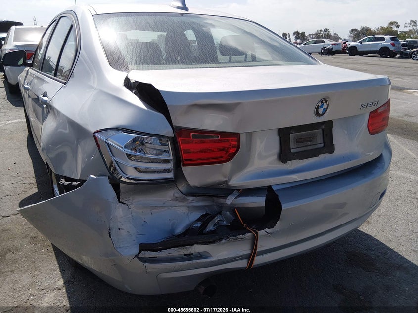 2015 BMW 3er VIN WBA3B1G52FNT04860 IAAI salvage auction — FRONT & REAR, Salvage (California), sold $1,150 on 2026-07-30 (photo 6)