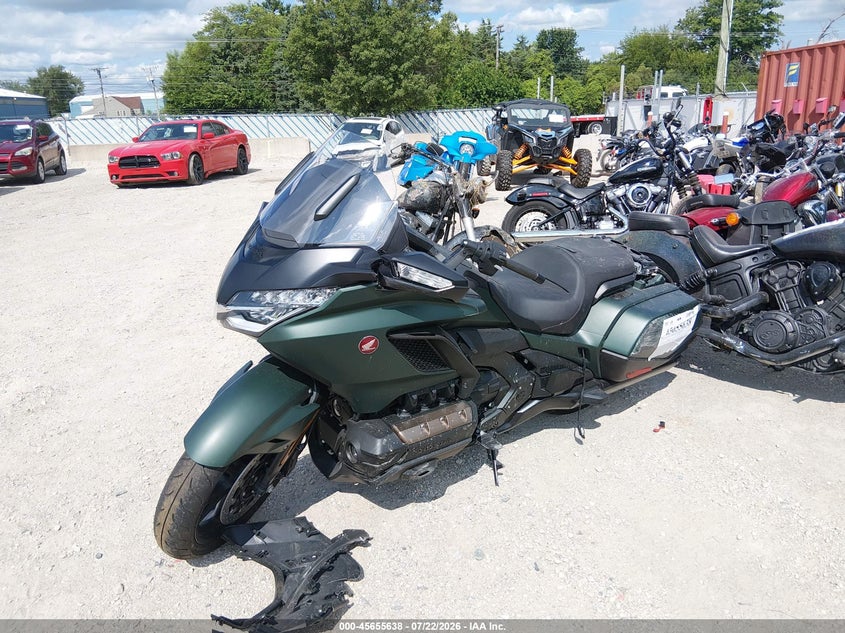 2024 Honda Gl1800c VIN JH2SC7948RK600577 IAAI salvage auction — REAR END, Salvage (Illinois), sold $8,800 on 2026-09-18 (photo 2)