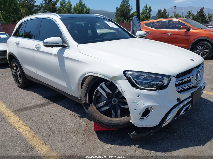 2021 Mercedes-benz Glc VIN W1N0G8DBXMV265077 IAAI salvage auction — SIDE, Salvage (California), sold $9,550 on 2026-09-08 (photo 6)