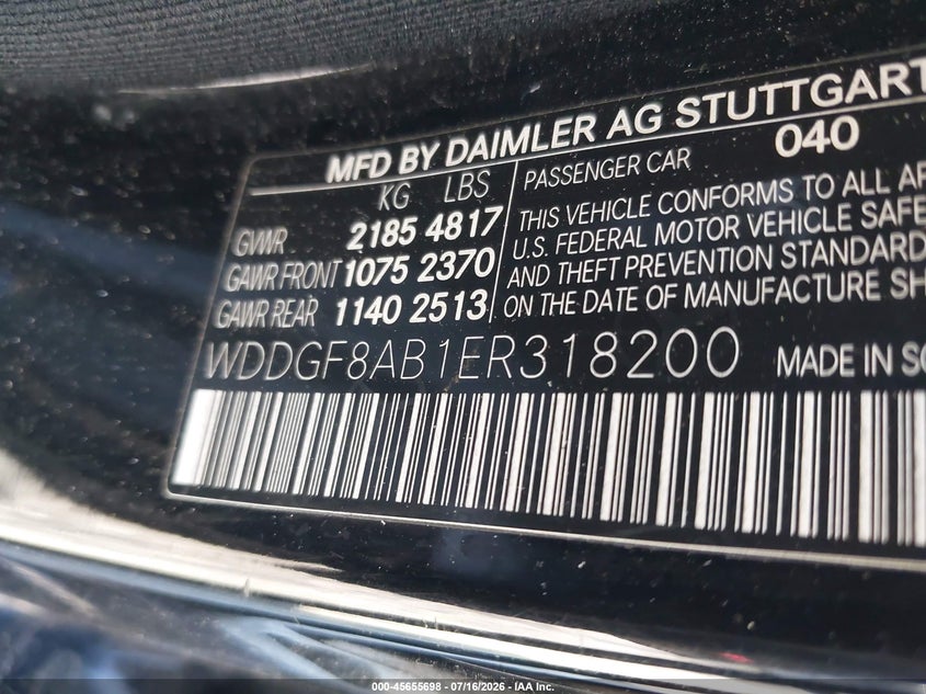 2014 Mercedes-benz C-klasse VIN WDDGF8AB1ER318200 IAAI salvage auction — NORMAL WEAR, Clear (Florida), sold $1,000 on 2026-07-29 (photo 9)