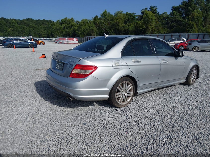 2009 Mercedes-benz C class VIN WDDGF81X69R075744 IAAI salvage auction — NORMAL WEAR, Clear (Alabama), sold $250 on 2026-08-06 (photo 4)