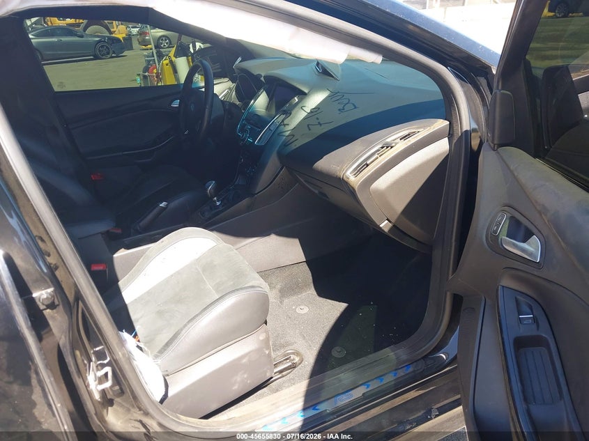 2016 Ford Focus rs VIN WF0DP3TH1G4116050 IAAI salvage auction — FRONT END, Salvage Title, sold $4,050 on 2026-08-09 (photo 5)