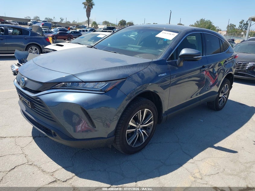2021 Toyota Venza VIN JTEAAAAH7MJ083031 IAAI salvage auction — REAR END, Salvage Title, sold $9,400 on 2026-07-31 (photo 2)