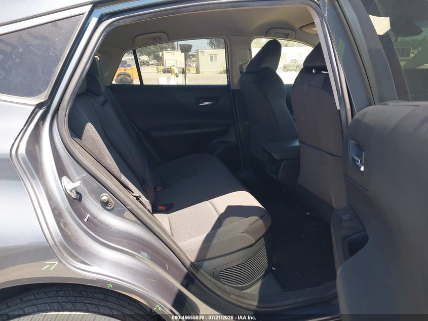 2021 Toyota Venza VIN JTEAAAAH7MJ083031 IAAI salvage auction — REAR END, Salvage Title, sold $9,400 on 2026-07-31 (photo 8)
