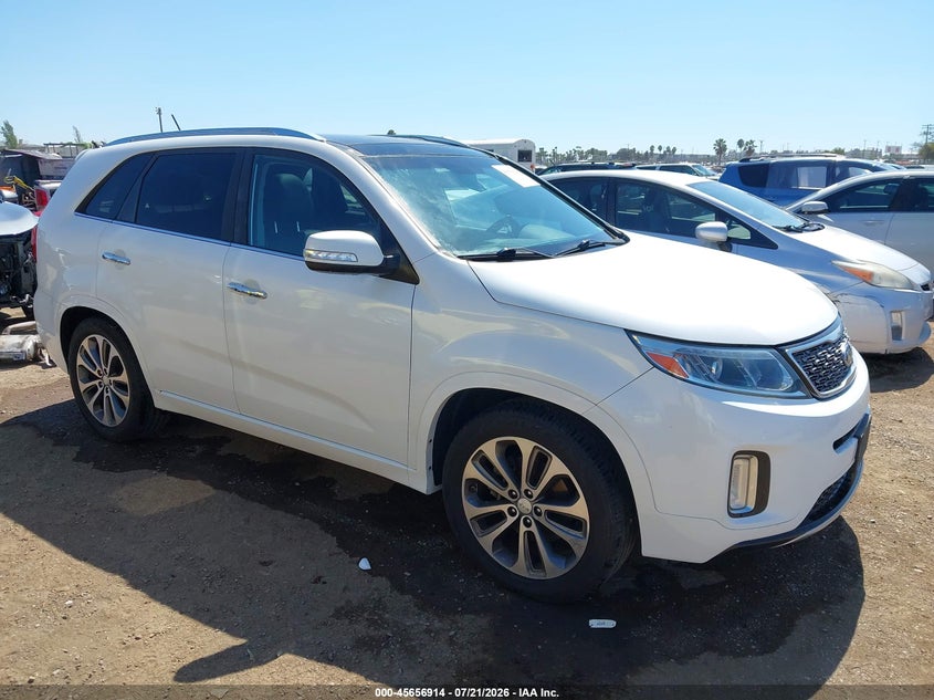 2015 Kia Sorento VIN 5XYKW4A72FG649117 IAAI salvage auction — NORMAL WEAR, Clear - Dealer Only (California), sold $1,300 on 2026-07-29 (photo 1)