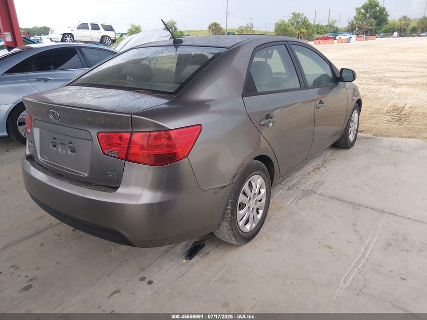 2011 Kia Forte VIN KNAFU4A25B5434066 IAAI salvage auction — NORMAL WEAR, Clear (Florida), sold $400 on 2026-07-28 (photo 4)