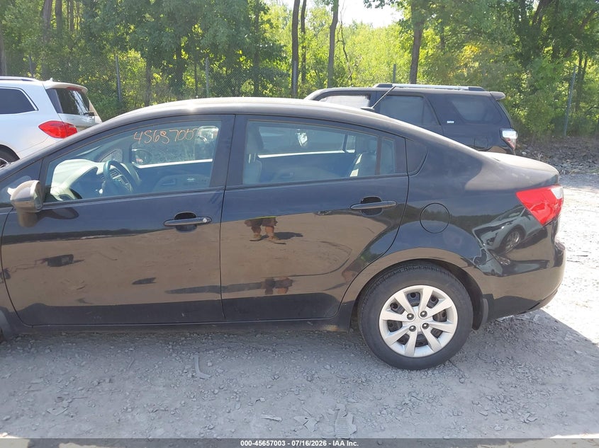 2014 Kia Rio VIN KNADM4A35E6398328 IAAI salvage auction — NORMAL WEAR, Clear (New York), sold $600 on 2026-07-28 (photo 6)