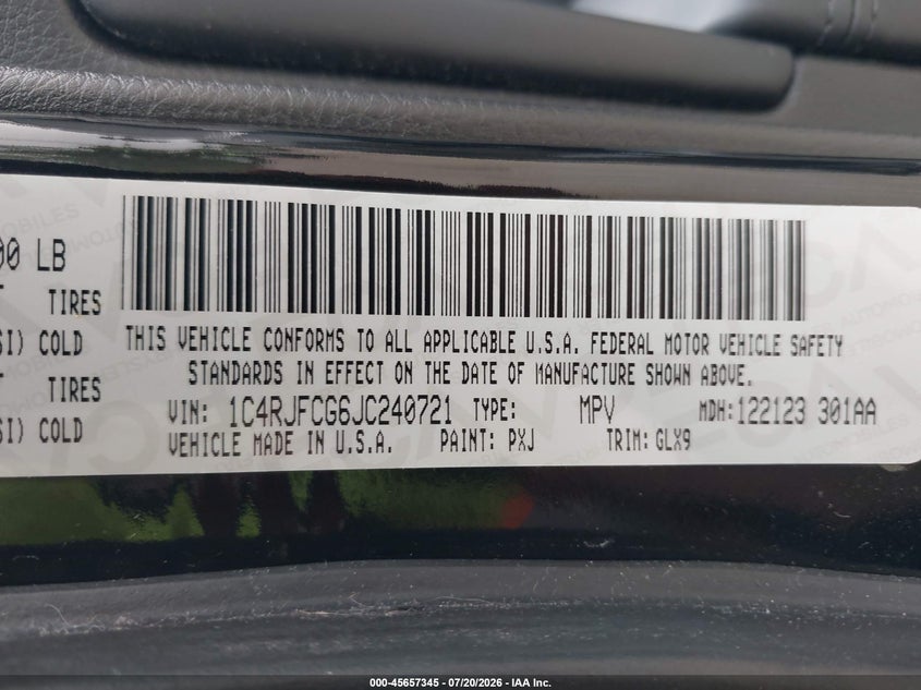 2018 Jeep Grand cherokee VIN 1C4RJFCG6JC240721 IAAI salvage auction — FRONT END, Clear (Wisconsin), sold $9,600 on 2026-08-11 (photo 9)