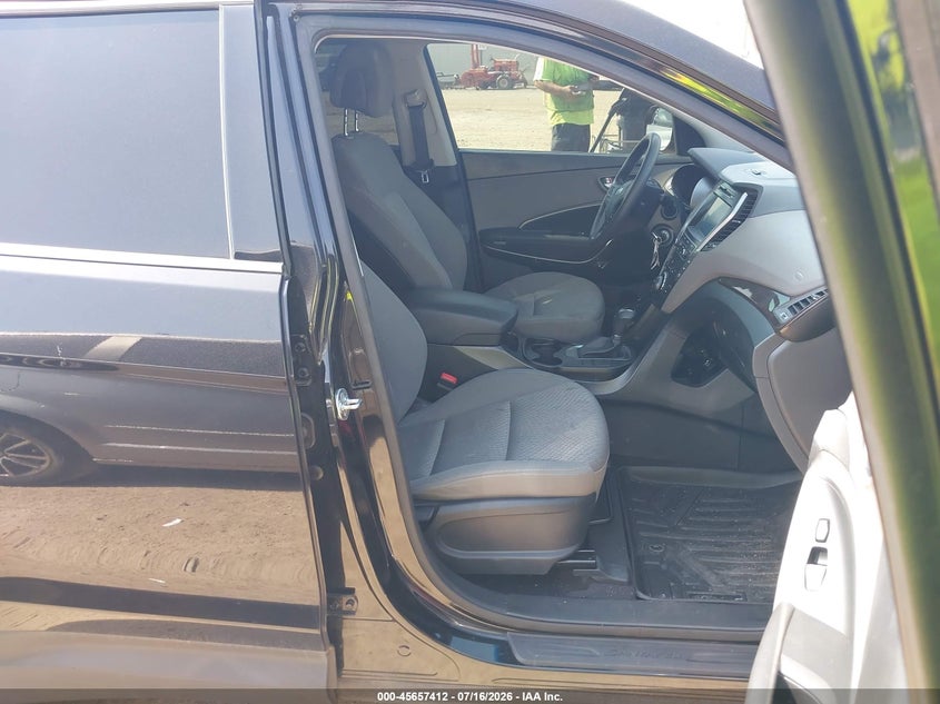 2017 Hyundai Santa fe VIN KM8SMDHF9HU220041 IAAI salvage auction — NORMAL WEAR, Salvage Title, sold $1,850 on 2026-07-30 (photo 5)