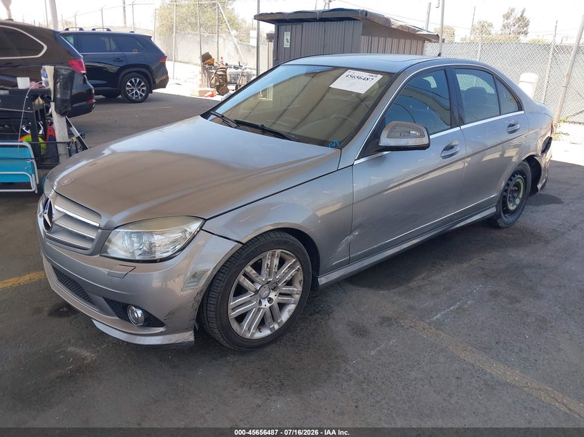 2008 Mercedes-benz C class VIN WDDGF54X38R017700 IAAI salvage auction — SIDE, Salvage (California), sold $550 on 2026-08-03 (photo 2)